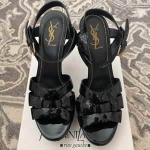YSL TRIBUTE SANDALS IN PATENT LEATHER
